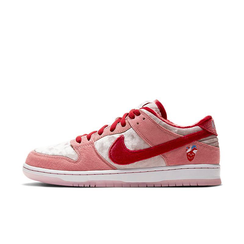 Nike SB Dunk Low StrangeLove Skateboards