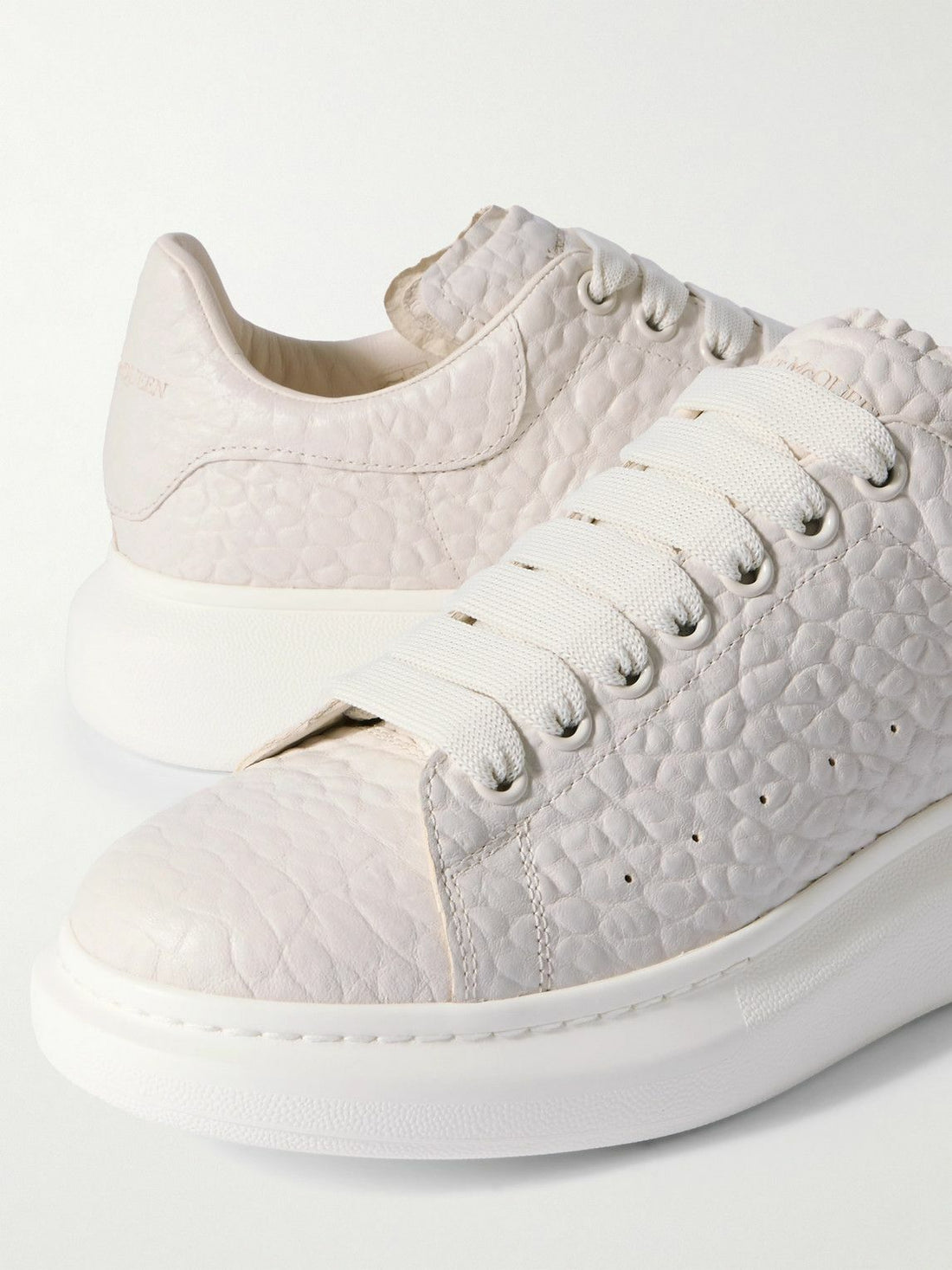 McQueen - Exaggerated-Sole Textured-Leather Sneakers - Neutrals